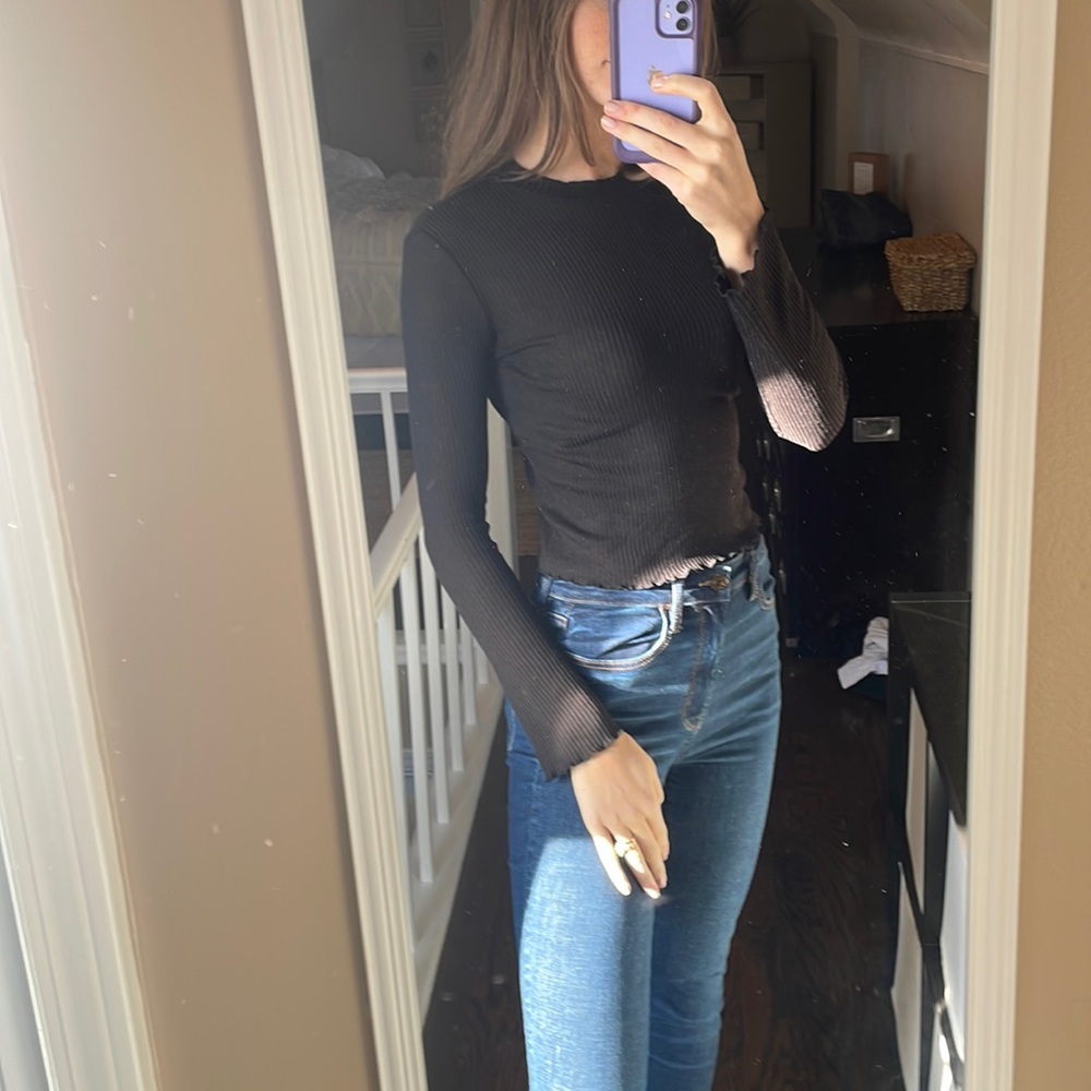 H&M Ribbed Long Sleeve T with Lettuce Hem Detail